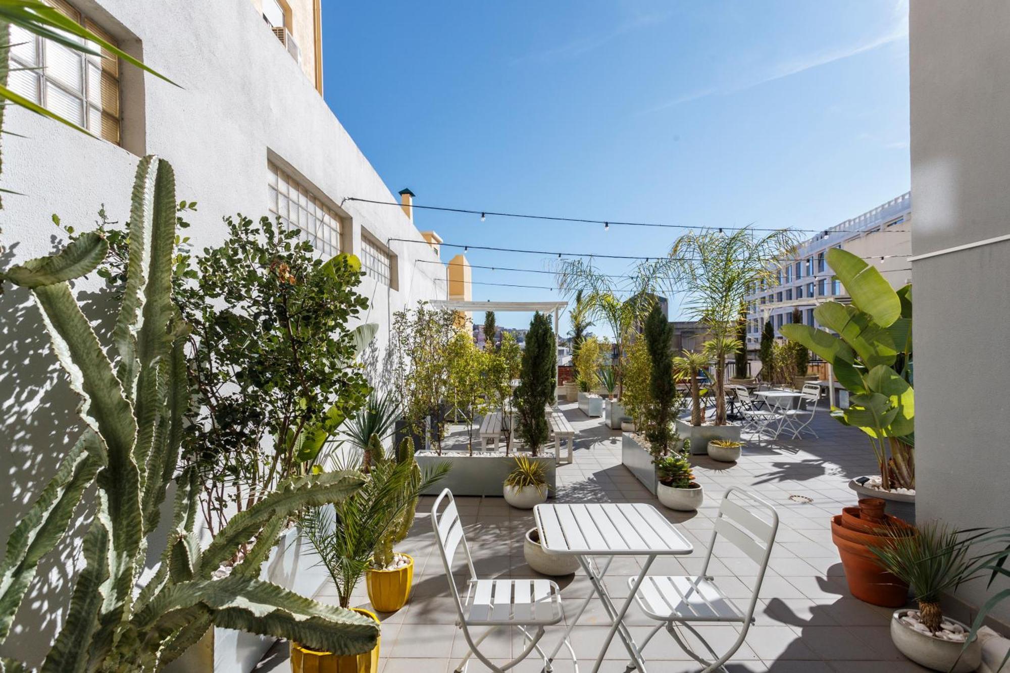 Neegroni Balcony In Lisbon - By Misha'S Place 1A מראה חיצוני תמונה